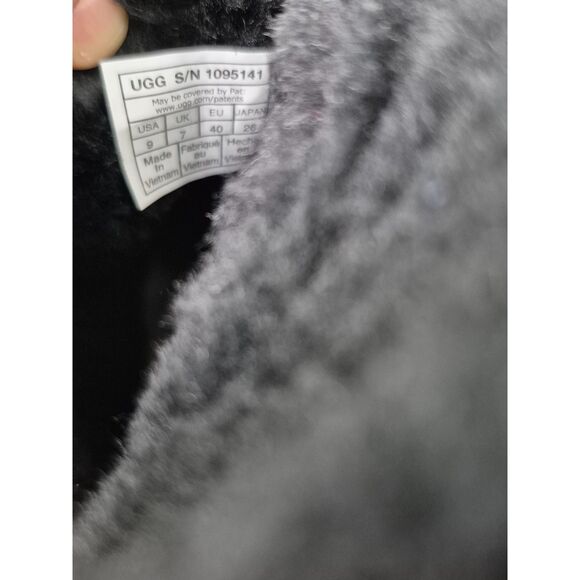 UGG Women's Black Adirondack Boot III Tipped Size 9 US 1095141 - Picture 8 of 8